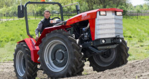 Ifjú titán a nemzetközi óriások között: újra van magyar traktor a piacon